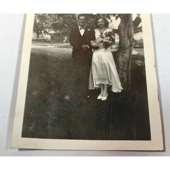 Vintage Found Photo Snapshot Prom Night 1940s Couple Portrait Formal Dress - Picture 7 of 7
